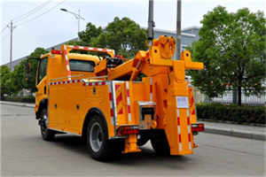 阿尔山高速路拖车费